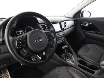 Kia Niro I Crossover 1.6 GDi Hybrid 141KM 2019 Kia Niro HEV półskóra navi kamera ACC LED, zdjęcie 13