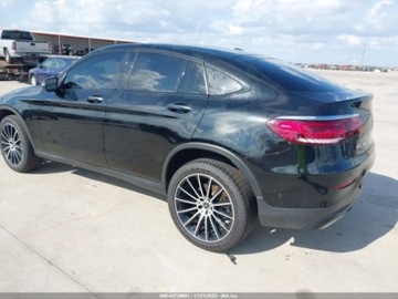 Mercedes GLC C254/X254 2022 Mercedes-Benz GLC 2022 MERCEDES-BENZ GLC GLC 300 2.0 Benzyna 255KM, zdjęcie 3