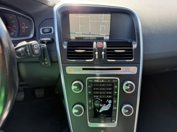 Volvo XC60 I SUV Facelifting 2.0 D3 DRIVE-E 150KM 2015 Volvo XC 60 NAWIGACJALEDYCZUJNIKI ZMIERZCHUGWARANCJA 2.0 Diesel 150KM, zdjęcie 13