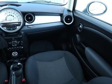 Mini One II Hatchback Facelifting 1.6 98KM 2012 MINI 3-door One, Navi, Klima, zdjęcie 7