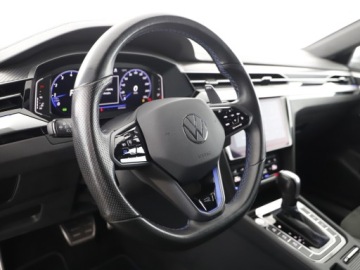 Volkswagen Arteon Shooting Brake R 2.0 TSI 320KM 2023 Volkswagen Arteon Shooting Brake | Hak | Panorama, zdjęcie 11