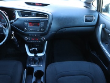 Kia Ceed II Hatchback 5d Facelifting 1.6 GDI 135KM 2016 Kia Ceed 1.6 GDI, Salon Polska, Automat, Klima, zdjęcie 7