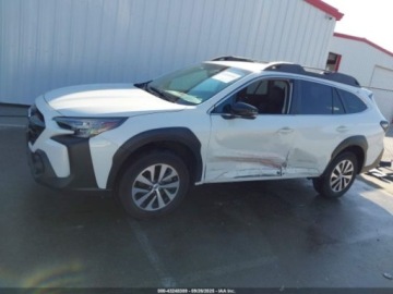 Subaru 2024 Subaru Outback 2024, Premium, 2.5L, od ubezpieczalni 2.5 Benzyna 182KM, zdjęcie 3