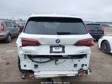 BMW X5 G05 2023 BMW X5 Phev xDrive45E 2023 3.0l 3.0 Hybryda 282KM, zdjęcie 4