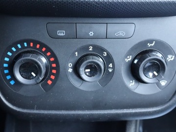 Fiat Punto Punto 2012 Hatchback 3d 1.4 8v 77KM 2012 Fiat Punto Evo 1.4, Klima,ALU, zdjęcie 12