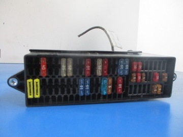 TOURAN И БЛОК ПРЕДОХРАНИТЕЛЕЙ 1K0937124H 1K0937049G