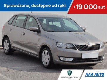 Skoda Rapid II Spaceback 1.2 TSI 85KM 2014 Skoda Rapid Spaceback 1.2 TSI, Salon Polska