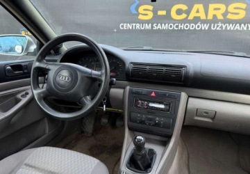 Audi A4 B5 Sedan 1.6 i 101KM 1999 Audi A4 Limousine Audi A4 b5 1.6b Dlugie OC i Przeglad HAK OPONY ZIMOWE, zdjęcie 5