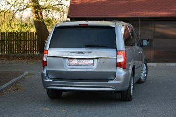 Chrysler Town &amp; Country V 2014 Chrysler Town &amp; Country S 3.6 V6 292KM 2014r., zdjęcie 21