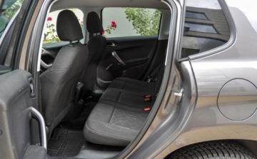 Peugeot 2008 I SUV 1.2 PureTech 110KM 2015 Peugeot 2008 2015 r. 1.2 Benzyna 110KM, zdjęcie 7