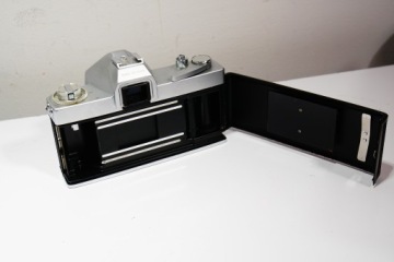 Ретро-аналоговая камера Ricoh Singlex TLS + сумка с 2 объективами, аксессуары