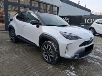 Toyota 2026 Executive 1.5 Hybrid 130KM | Pakiet Bitone!, zdjęcie 2