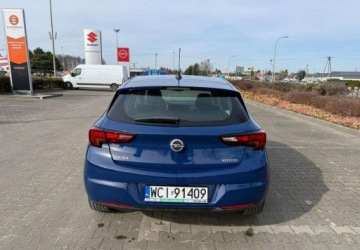 Opel Astra K Hatchback 5d 1.4 Turbo CNG 110KM 2018 Opel Astra 1.4T z 110KM tylko 35 tys przebiegu Nowy Gaz 1.4 BenzynaLPG, zdjęcie 3