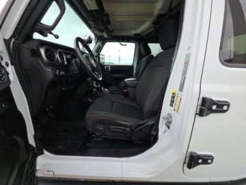 Jeep Gladiator 2021 Jeep Gladiator Sport S 2021 3.6 Benzyna 285KM, zdjęcie 5