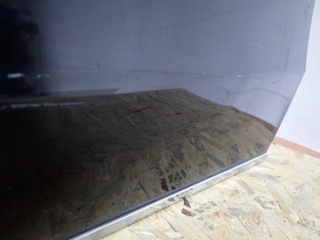 DVEŘE LEVÉ PŘEDNÍ MERCEDES E TŘÍDA 212