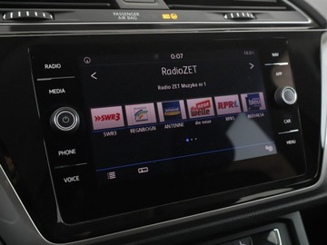 Volkswagen Touran III 1.2 TSI 110KM 2017 Volkswagen Touran navigacja klimatyzacja grzane, zdjęcie 22