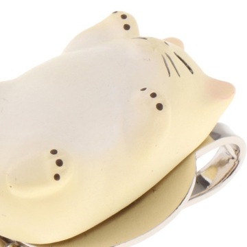 Marker do piłek golfowych Kitten Metalowa pomoc treningowa do gry w golfa Zabawny klips do kapelusza golfowego, biały