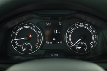 Skoda Scala Hatchback 1.0 TSI 115KM 2019 Skoda Scala 1.0 TSI, Salon Polska, Klima, zdjęcie 7