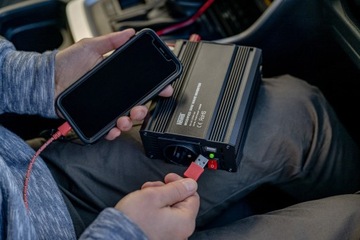 Преобразователь напряжения Newell с модифицированной синусоидой - 12 В/230 В 500 Вт