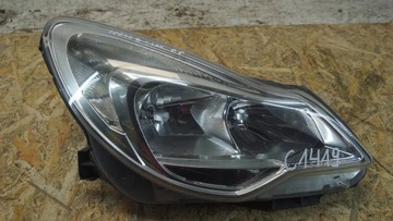 OPEL CORSA D 2012 PŘEDNÍ STRANA PRAVÁ SVĚTLA