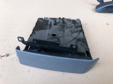 UCHWYT NA NAPOJE CHRYSLER GRAND VOYAGER IV 00-05