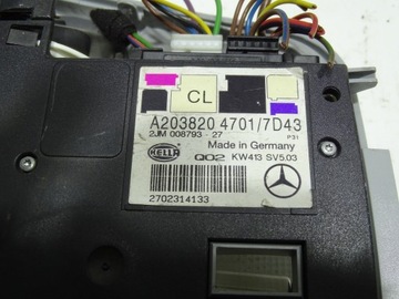 LAMPA OSVĚTLENÍ KABINY MERCEDES C TŘÍDA W203