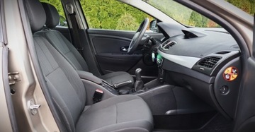 Renault Fluence Sedan 1.6 16V 110KM 2011 Renault Fluence (nr. 5) Salon Polska 1.6 110KM Parktronik Tempomat Klima G, zdjęcie 13