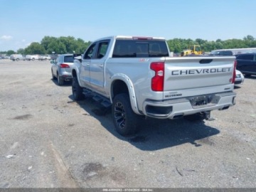 Chevrolet Silverado II 2021 Chevrolet Silverado 1500 Short Bed RST 2021 5.3l 5.3 Benzyna 355KM, zdjęcie 3