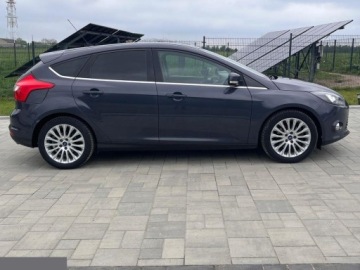Ford Focus III Hatchback 5d 1.6 EcoBoost 150KM 2011 Ford Focus 1.6 EcoBoost Start-Stopp-System Titanium 150KM 2011r, zdjęcie 7
