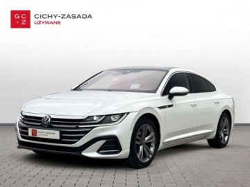 Volkswagen Arteon Fastback Facelifting 2.0 TDI 200KM 2021 Volkswagen Arteon 2.0TDI 200KM R-L 4X4 DSG Kamera ACC DCC Keyless NiskPrze