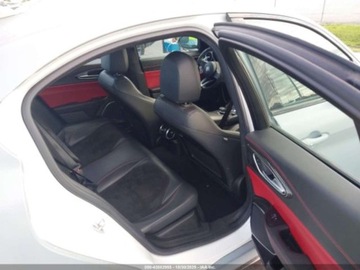 Alfa Romeo Giulia II 2018 Alfa Romeo Giulia Quadrifoglio 2018 2.9l 2.9 Benzyna 505KM, zdjęcie 13