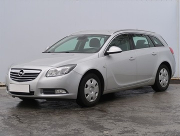 Opel Insignia I Sports Tourer 2.0 CDTI ECOTEC 130KM 2009 Opel Insignia 2.0 CDTI, Navi, Xenon, Klima, zdjęcie 1