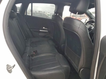 Mercedes GLA II Off-roader 2.0 250 224KM 2021 Mercedes-Benz GLA 2021 MERCEDES-BENZ GLA 250 4MATIC 2.0 Benzyna 224KM, zdjęcie 9