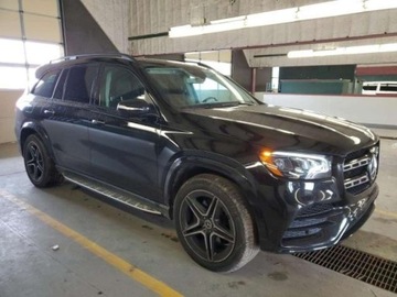 Mercedes GLS X167 2020 Mercedes-Benz GLS 2020, 4.0L, 4x4, GLS 580, porysowany lakier 4.0 Benzyna, zdjęcie 2