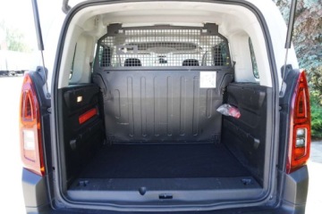 Fiat Doblo V Van Standard Facelifting 1.5 BlueHDi 131KM 2024 Fiat Doblo Bezwypadek, SalonPL, Euro6, Czujniki park, Klimatyzacja, Kamera, zdjęcie 28