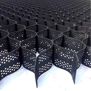 GEOSIATKA GEOKRATA NA PARKING SKARPĘ 15cm - 15m2