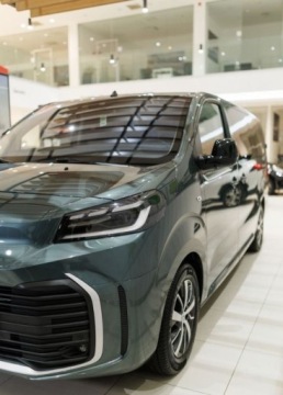 Toyota 2024 Toyota Proace Verso Verso 2.0 D4-D Long Business 2.0 Diesel 144KM, zdjęcie 10