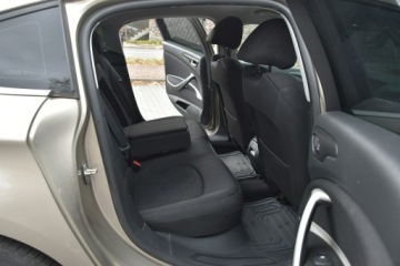 Citroen C5 III Sedan 2.0 HDi FAP 163KM 2013 Citroen C5 2.0HDi 163KM Manual 2013r. SALON Climat, zdjęcie 10