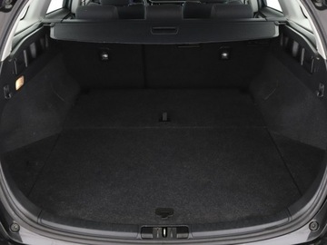 Toyota Auris II Touring Sports Facelifting 1.8 Hybrid 136KM 2017 Toyota Auris hybryda kamera tempomat Bluetooth, zdjęcie 19