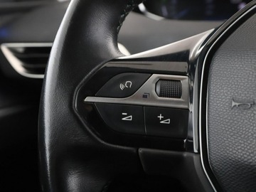 Peugeot 3008 II Crossover 1.2 PureTech 130KM 2018 Peugeot 3008 Crossway alcantara virtual navi, zdjęcie 33