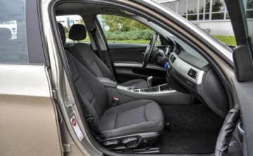 BMW Seria 3 F30-F31-F34 Limuzyna 2.0 320d Efficiency Dynamics 163KM 2012 BMW Seria 3 2,0d 163KM 2012 r. Lift iDrive Navi 2.0 Diesel 163KM, zdjęcie 10