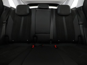 Peugeot 3008 II Crossover 1.5 BlueHDI 130KM 2018 Peugeot 3008 Automat Navi Kamera cofania, zdjęcie 17