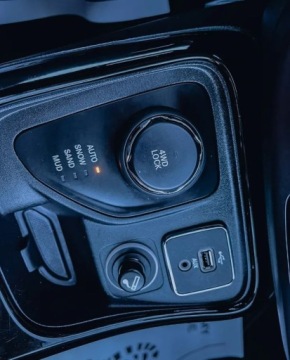 Jeep Compass II SUV 2.0 MJD 140KM 2018 Jeep Compass Bezwypadkowy, Night Eagle, 4x4, Nowy rozrzad, gw.12m, Polski, zdjęcie 21