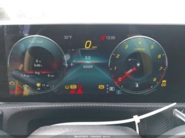 Mercedes CLA C118/X118 2020 Mercedes-Benz CLA 2020 r.,2,0 L 250 4MATIC 2.0 Benzyna 221KM, zdjęcie 6