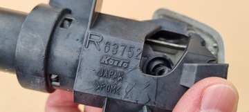 NISSAN 350Z OSTŘIKOVAČ PRAVÝ ORIGINÁLNÍ