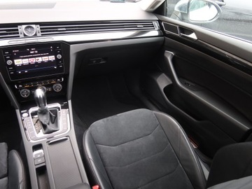 Volkswagen Arteon Fastback 2.0 TSI 190KM 2018 VW Arteon 2.0 TSI, Salon Polska, Serwis ASO, zdjęcie 7