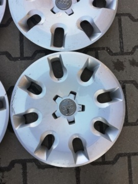 4x ОРИГИНАЛЬНЫЕ КОЛПАКИ AUDI 15 ДЮЙМОВ ВАРШАВА