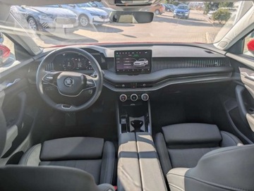 Skoda Superb IV Liftback 2.0 TDI 193KM 2024 Skoda Superb Superb IV 2,0 TDI 193 KM 4x4 autom. DSG, MATRIX, SKORA, PRZEG, zdjęcie 2