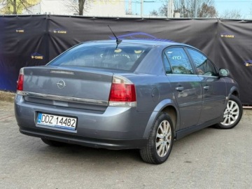 Opel Vectra C Sedan 1.9 CDTI 120KM 2005 Opel Vectra Opel Vectra C 1.9 CDTI ALUFELGI DLUGIE OC I PRZEGLAD Zamiana, zdjęcie 3
