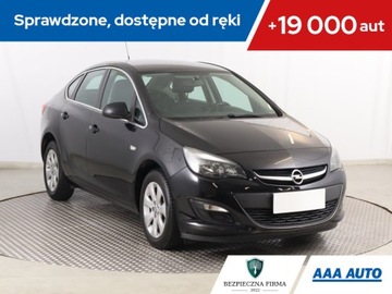 Opel Astra J Sedan 1.6 Twinport ECOTEC 115KM 2017 Opel Astra 1.6 16V, Salon Polska, Skóra, Klima